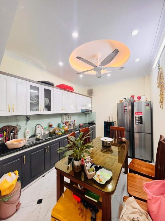 4082475 ảnh đại diện 1