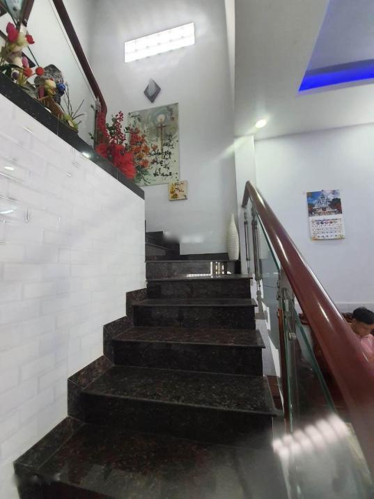 4083555 ảnh đại diện 1