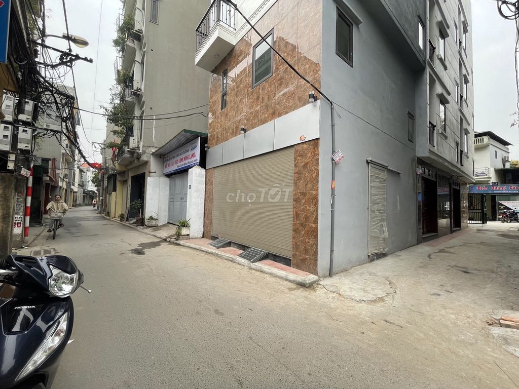 4090799 ảnh đại diện 1