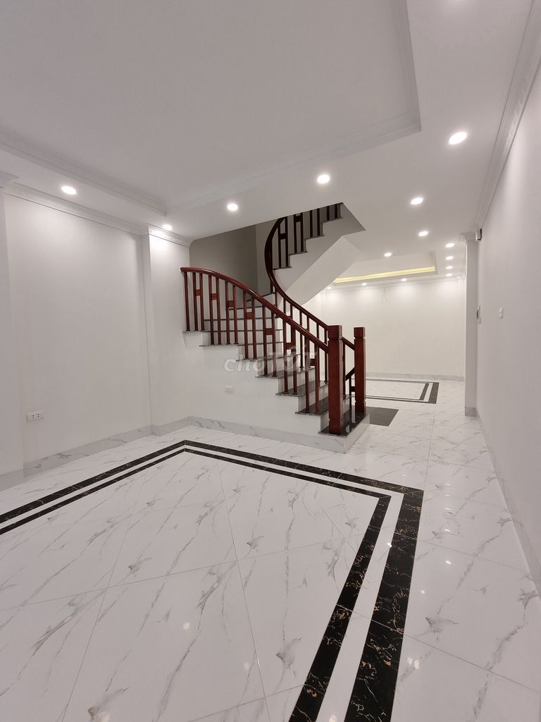 4090792 ảnh đại diện 1
