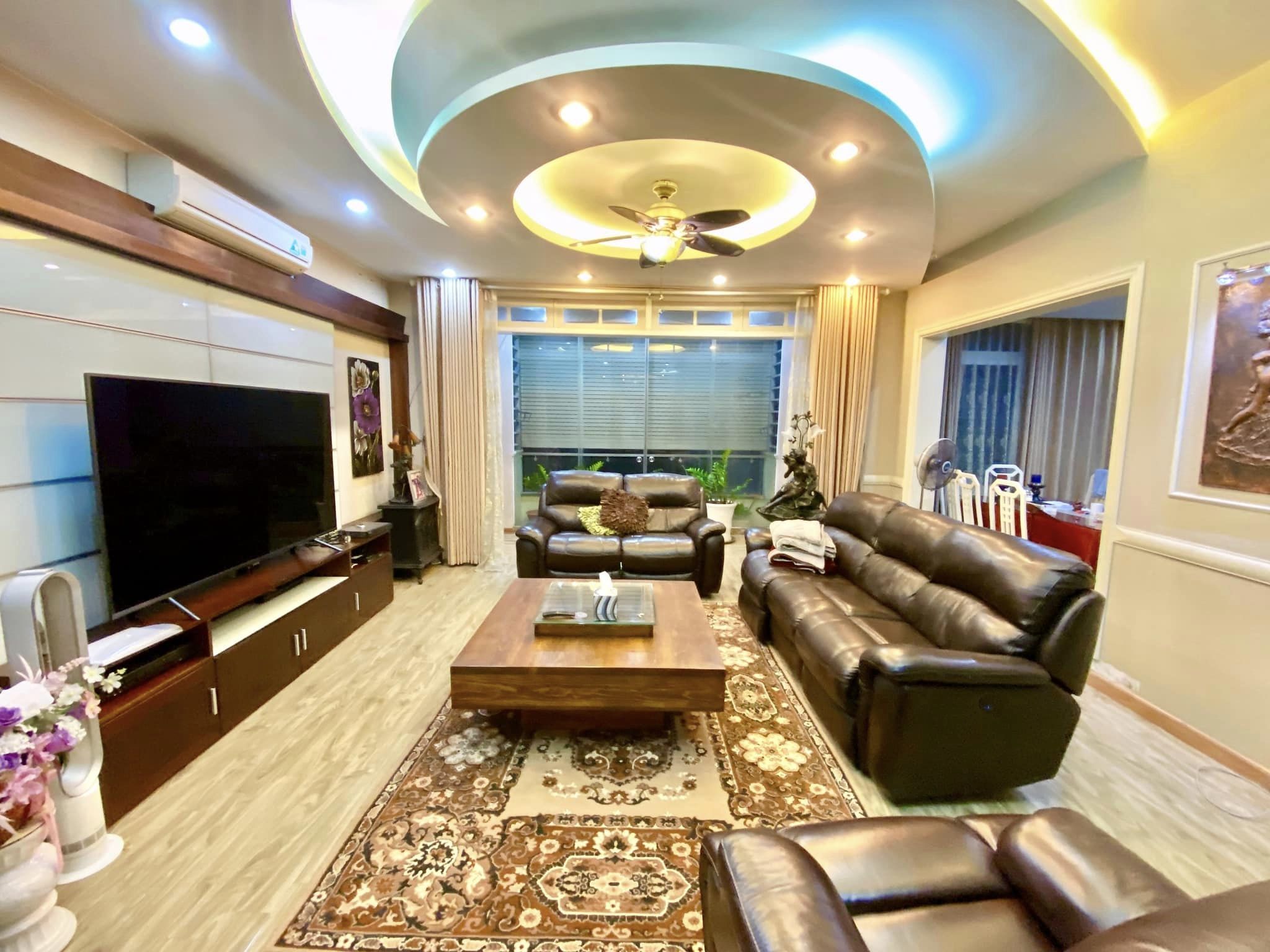 4095585 ảnh đại diện 1