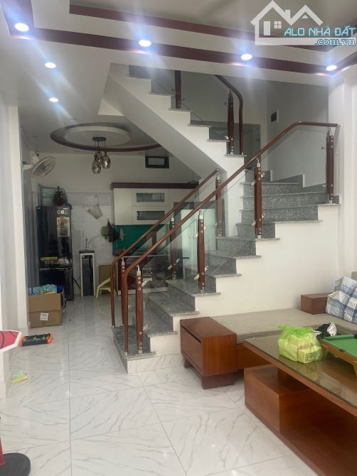 4095049 ảnh đại diện 1