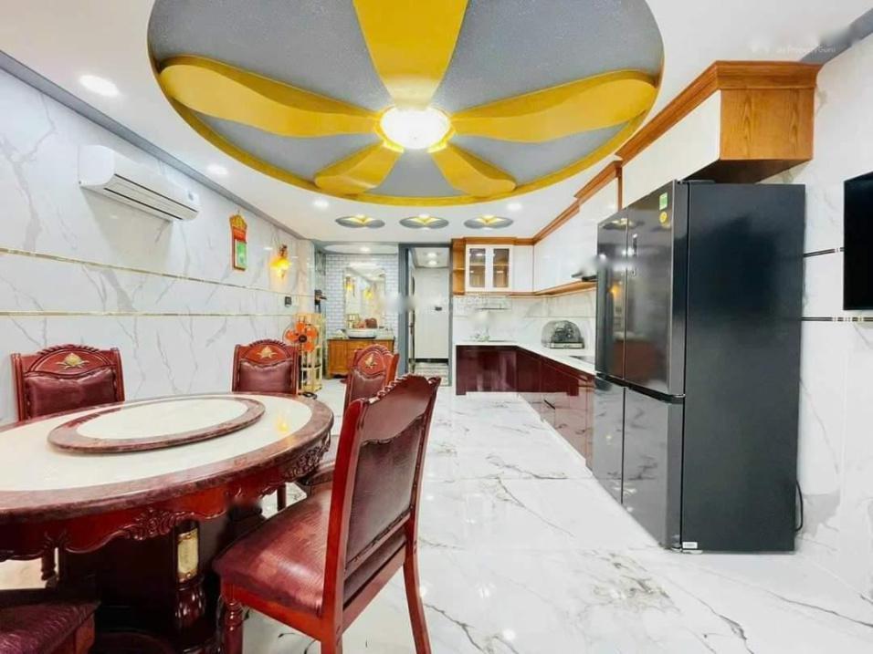 4125941 ảnh đại diện 1