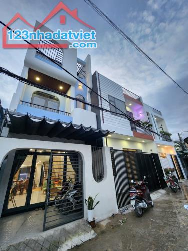 4127471 ảnh đại diện 1