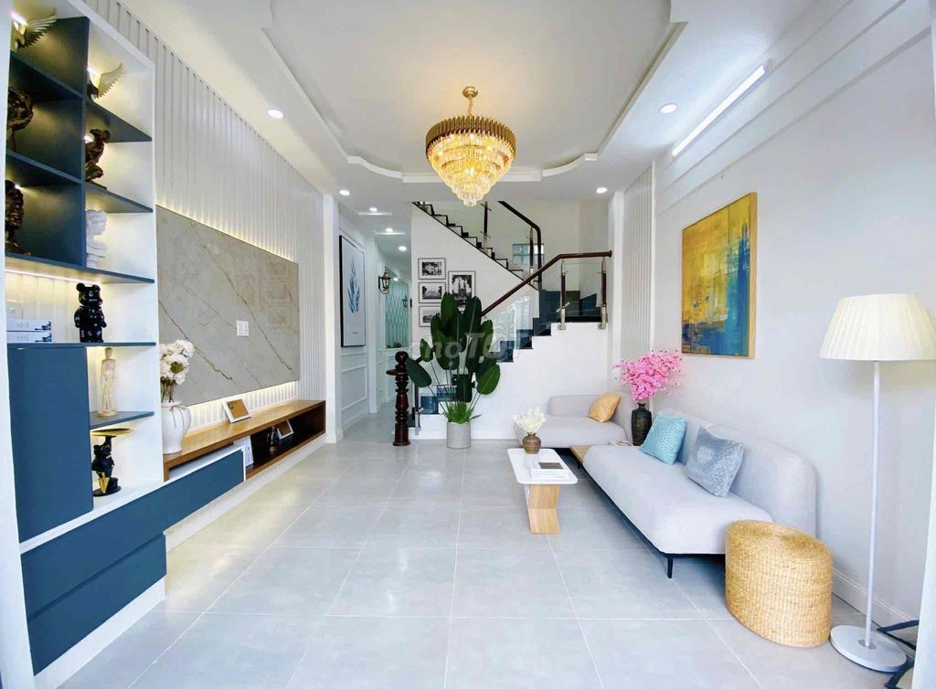 4130091 ảnh đại diện 1