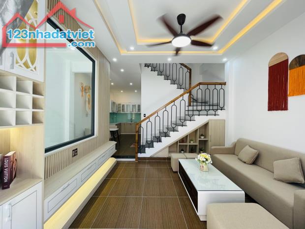 4133546 ảnh đại diện 1