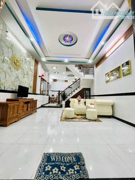 4138533 ảnh đại diện 1