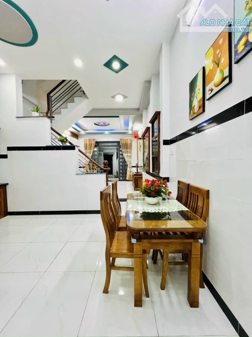 4138533 ảnh đại diện 1