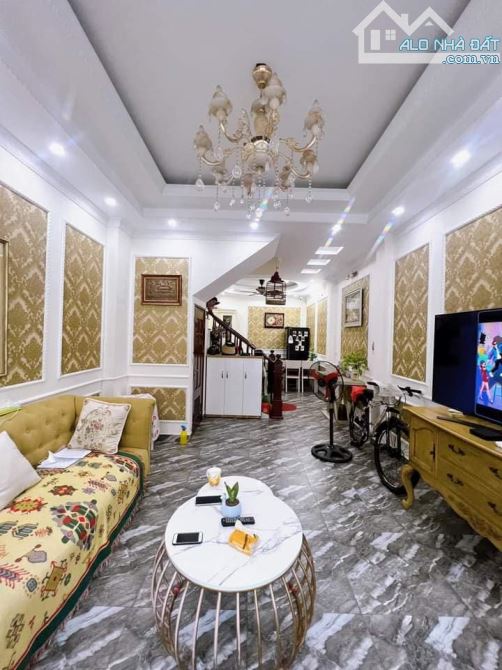 4140744 ảnh đại diện 1