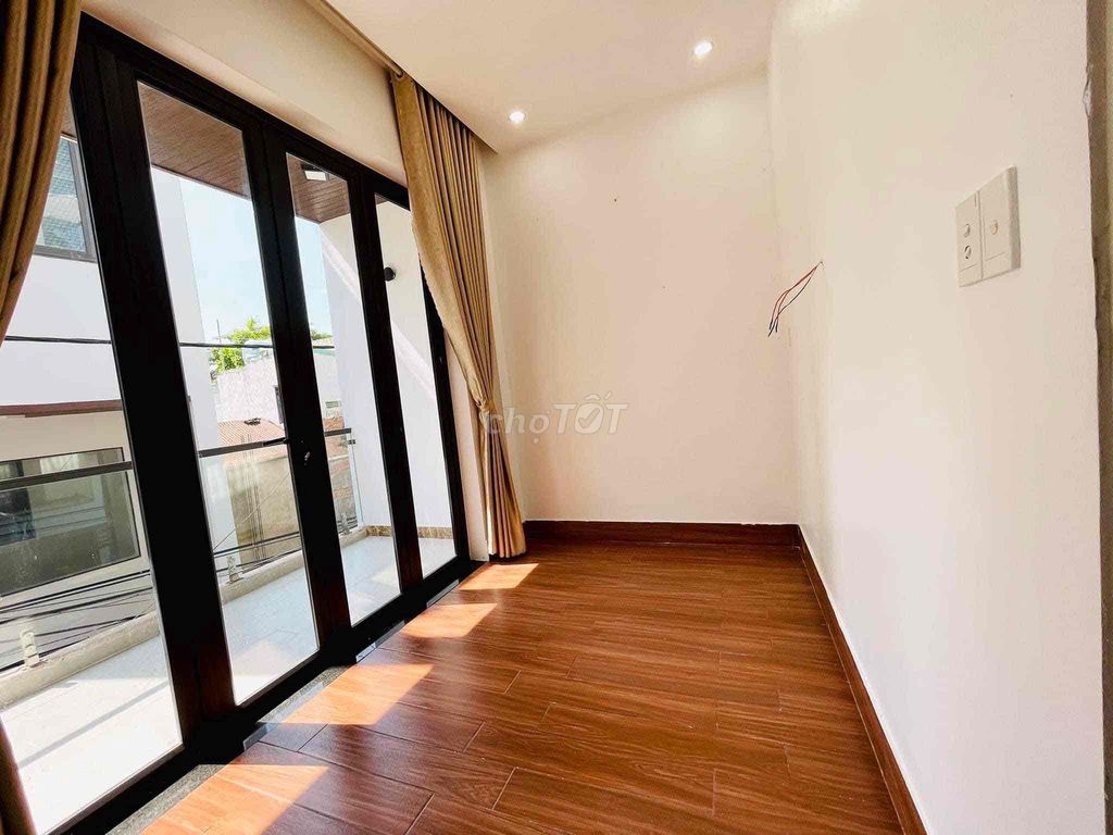 4158319 ảnh đại diện 1