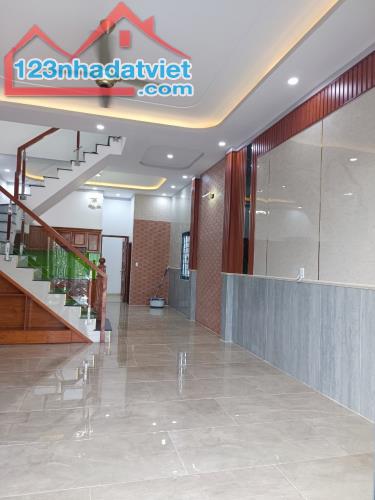 4160969 ảnh đại diện 1