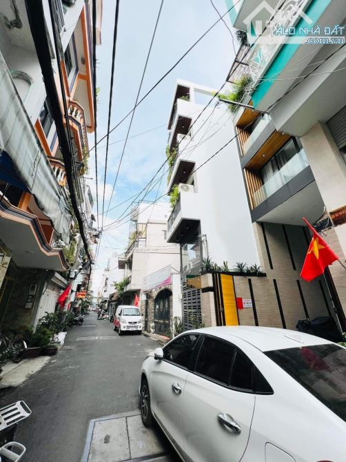 4163696 ảnh đại diện 1