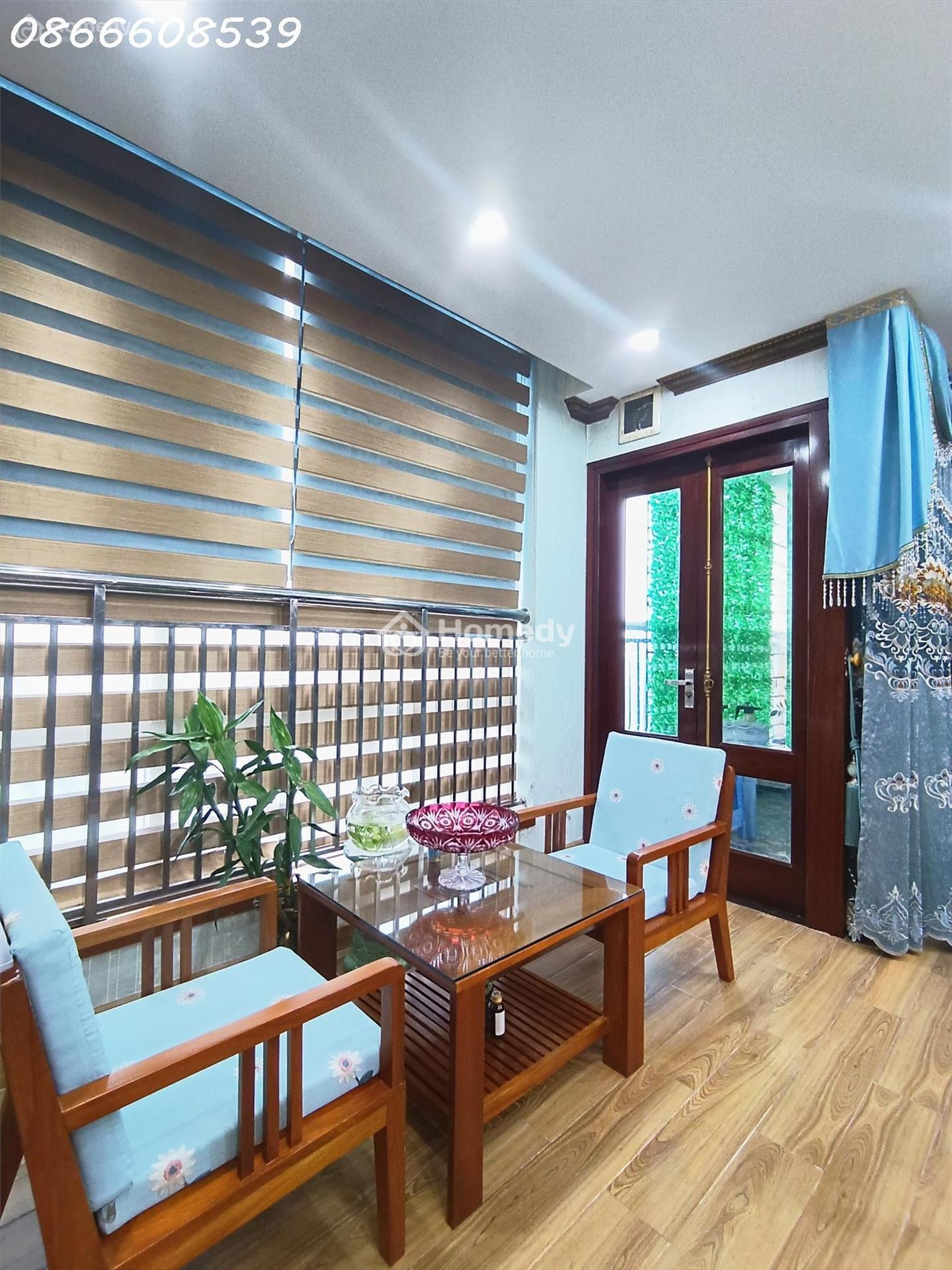 4178404 ảnh đại diện 1