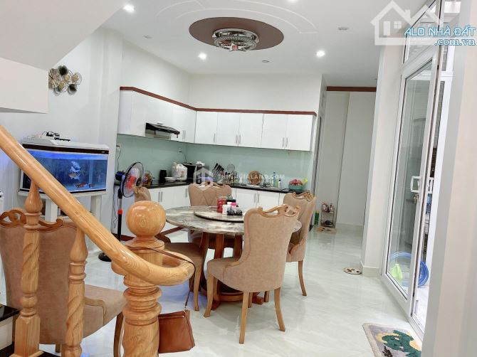 4190889 ảnh đại diện 1