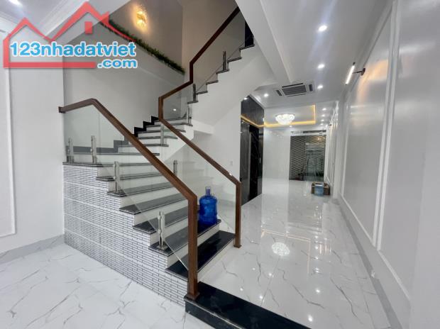 4187999 ảnh đại diện 1