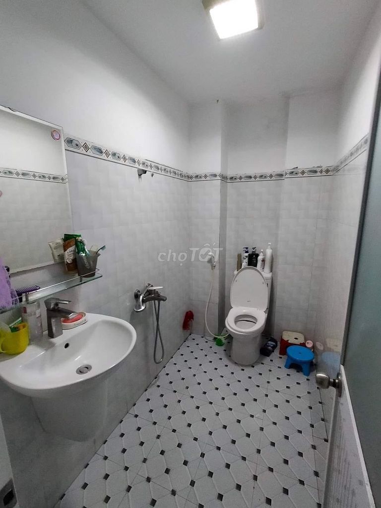 4195874 ảnh đại diện 1