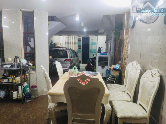 4198932 ảnh đại diện 2