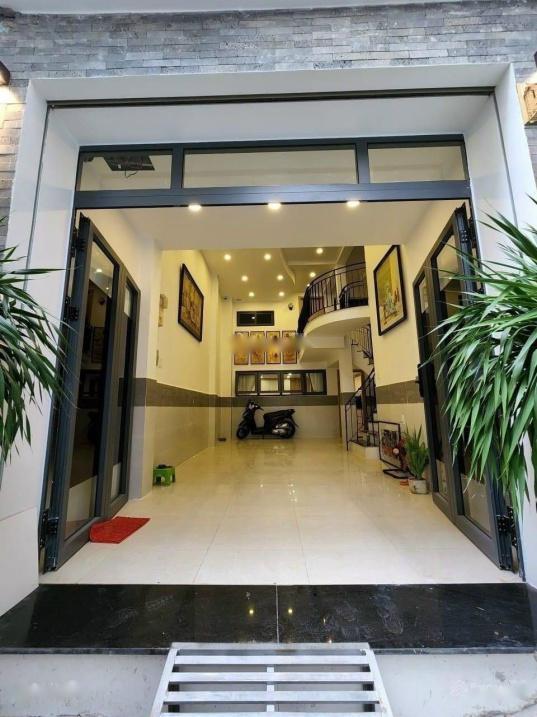 4203049 ảnh đại diện 1