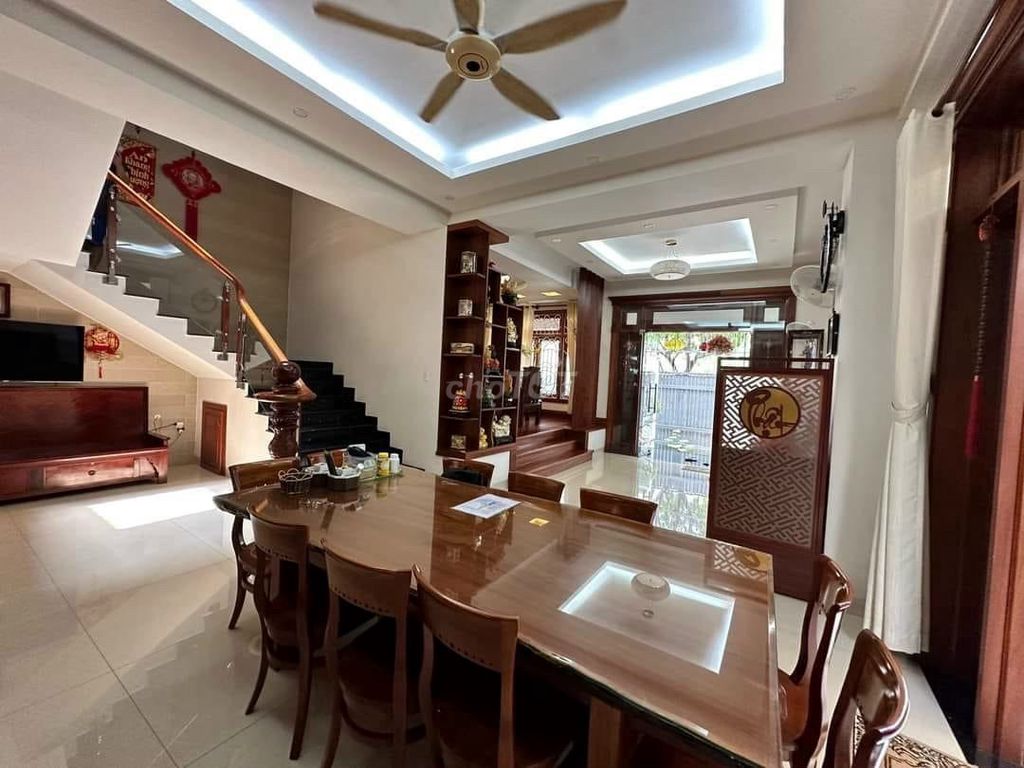 4203433 ảnh đại diện 1