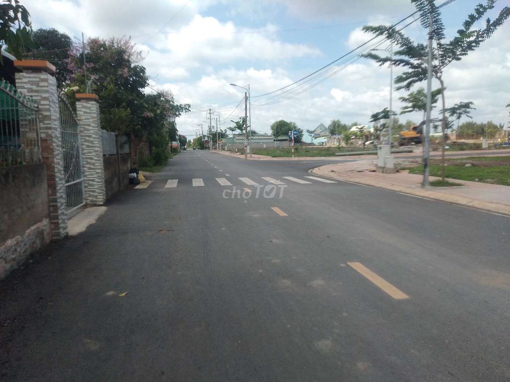 4205049 ảnh đại diện 1
