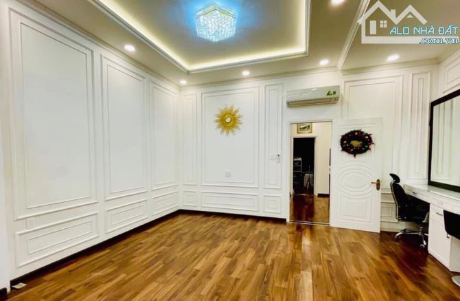 4213044 ảnh đại diện 1