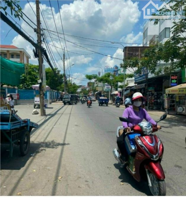 4215037 ảnh đại diện 1