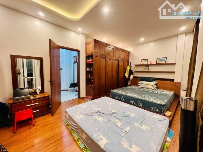 4216422 ảnh đại diện 1