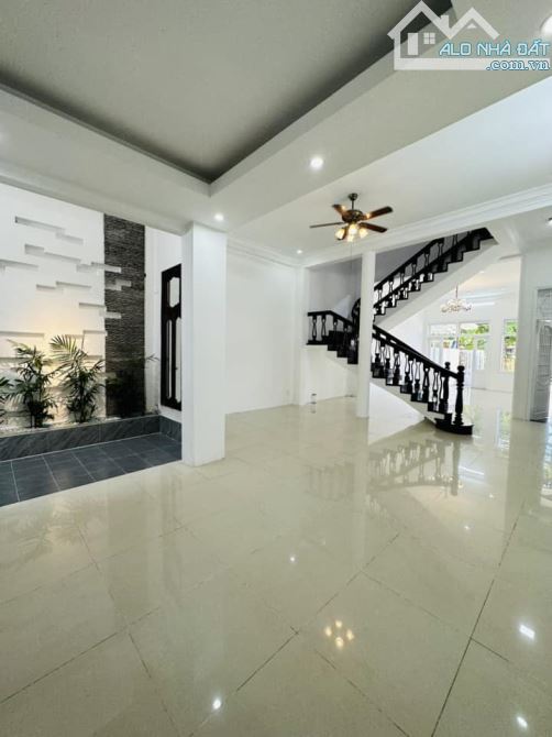 4215133 ảnh đại diện 1