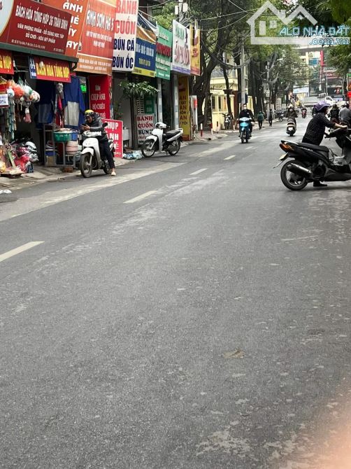 4218573 ảnh đại diện 1