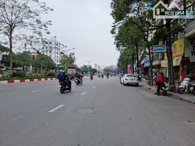 4218530 ảnh đại diện 1