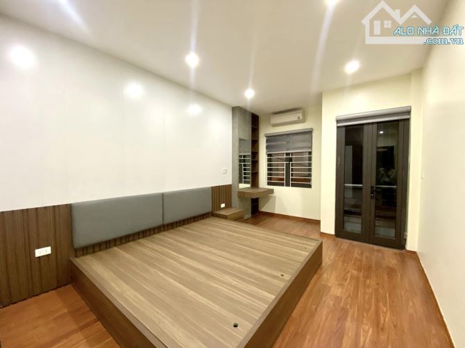4218641 ảnh đại diện 1