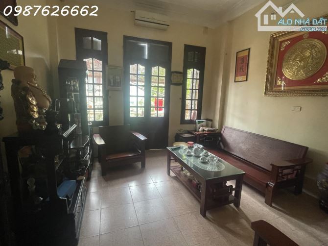 4222903 ảnh đại diện 1
