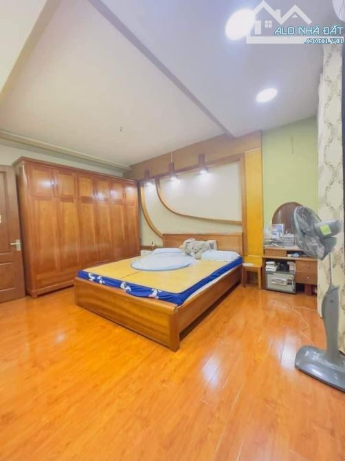 4227495 ảnh đại diện 1