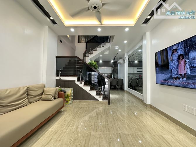 4228419 ảnh đại diện 1