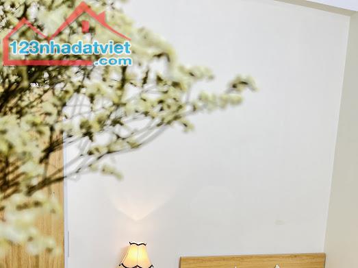 4232303 ảnh đại diện 1