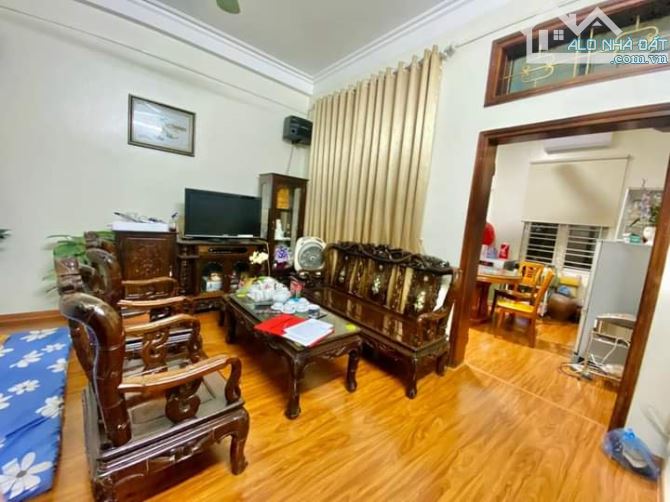4236137 ảnh đại diện 1