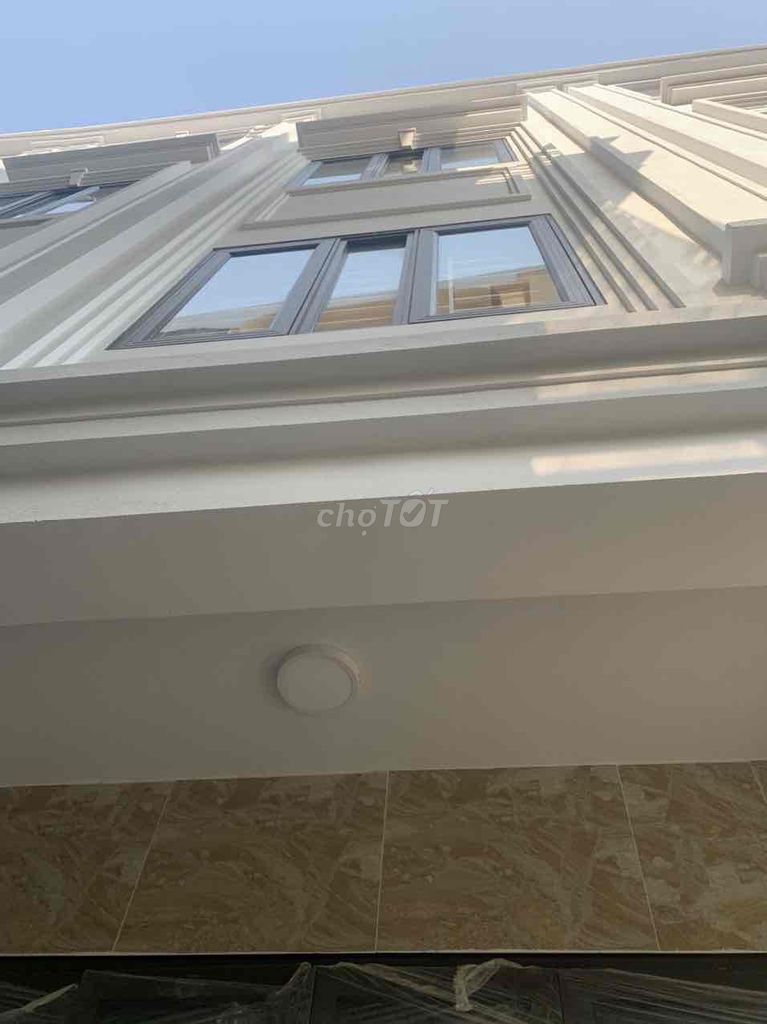 4240819 ảnh đại diện 1