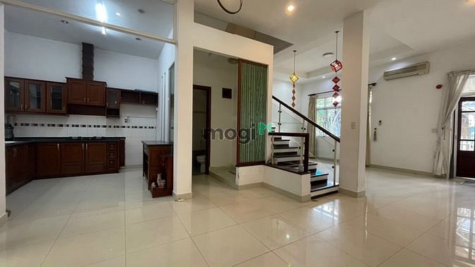 4240831 ảnh đại diện 2