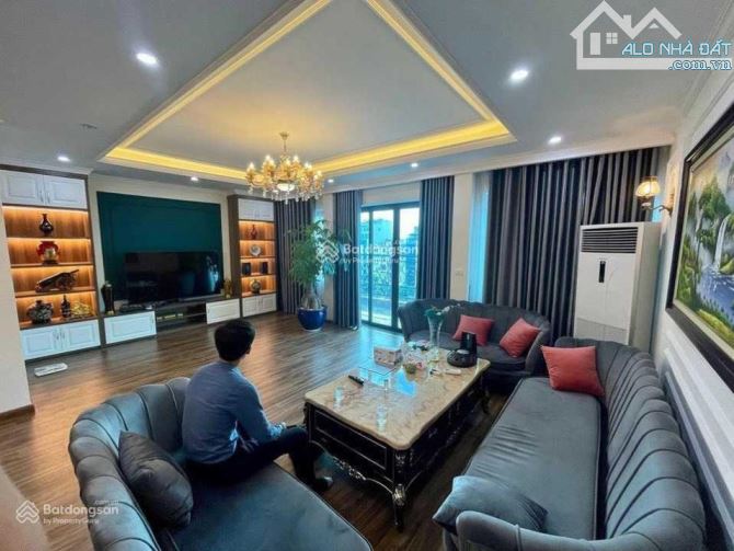 4239817 ảnh đại diện 1