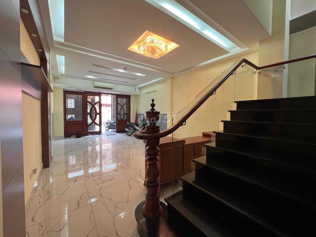 4240757 ảnh đại diện 2