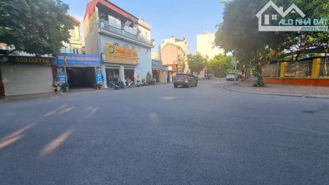 4244162 ảnh đại diện 1