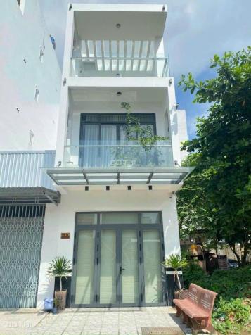4245697 ảnh đại diện 1