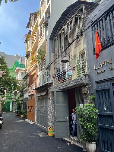 4245996 ảnh đại diện 1