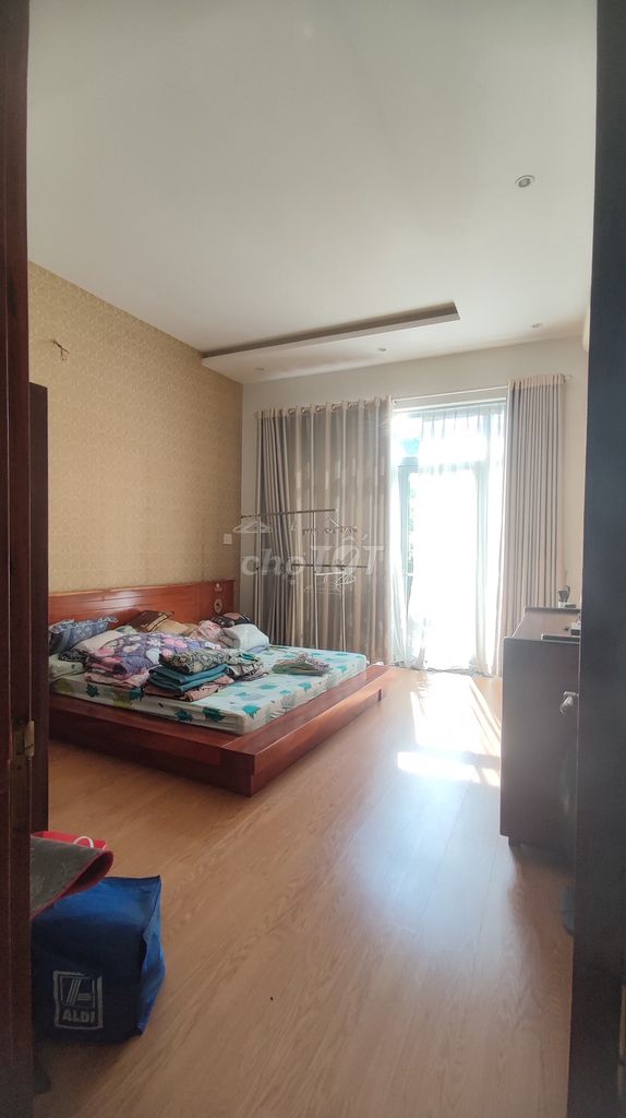 4244824 ảnh đại diện 2