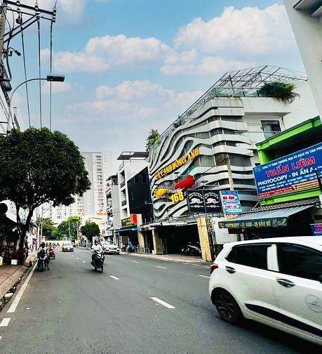 4245988 ảnh đại diện 1