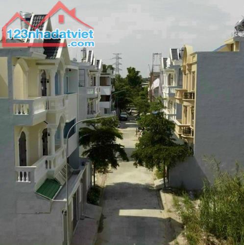 4244696 ảnh đại diện 1