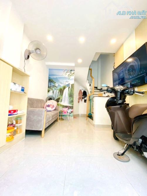 4244193 ảnh đại diện 1