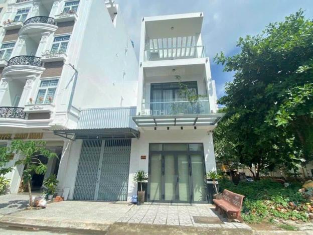 4245697 ảnh đại diện 1