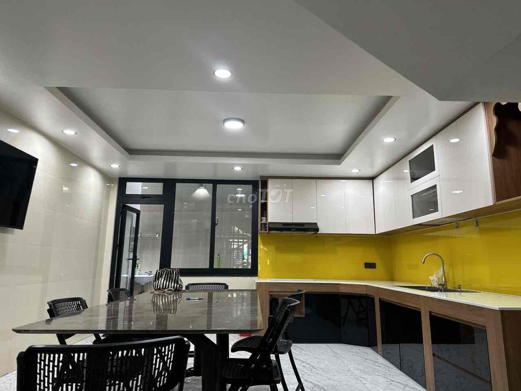 4246637 ảnh đại diện 2