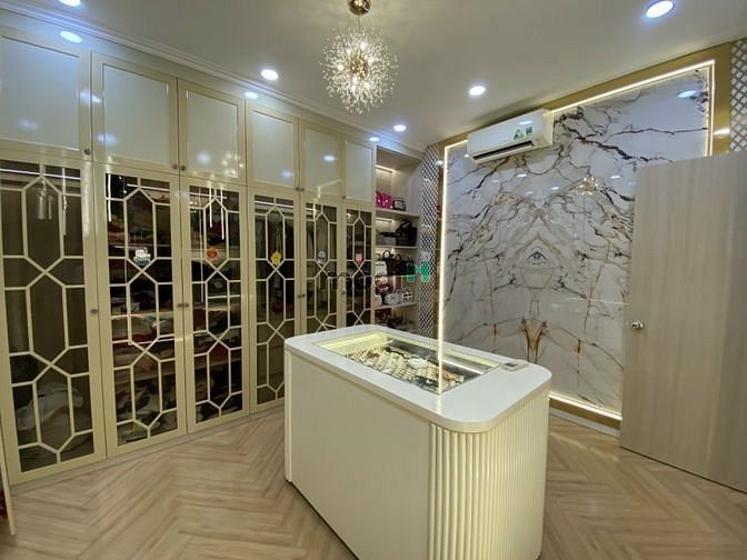 4249579 ảnh đại diện 1